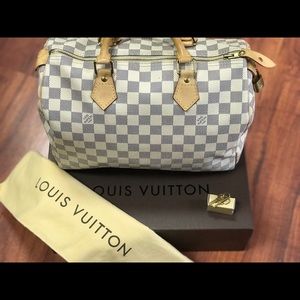 SOLD Authentic Louis Vuitton speedy 35 SOLD